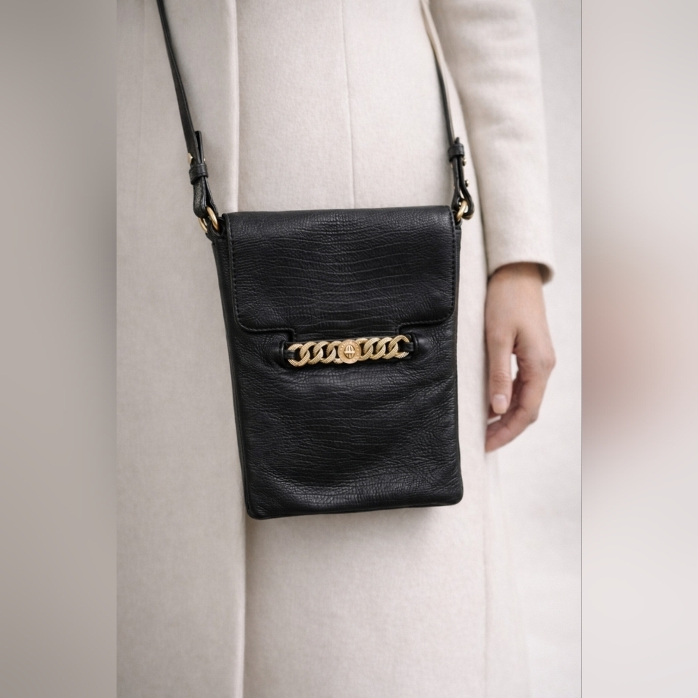 Marc by Marc Jacobs Black Leather Crossbody Bag Gold Logo Plate Designer Purse